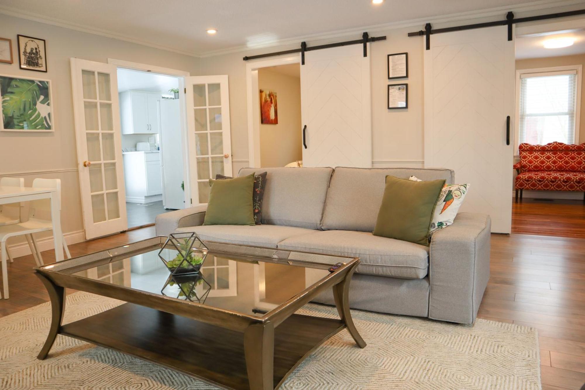 Вилла Addison House License# 004-2025 Ниагара-он-те-Лейк Экстерьер фото